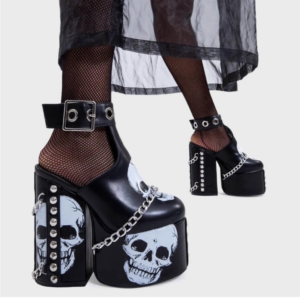 Lamoda | Hidden Closet Skull Goth Platform Heels
